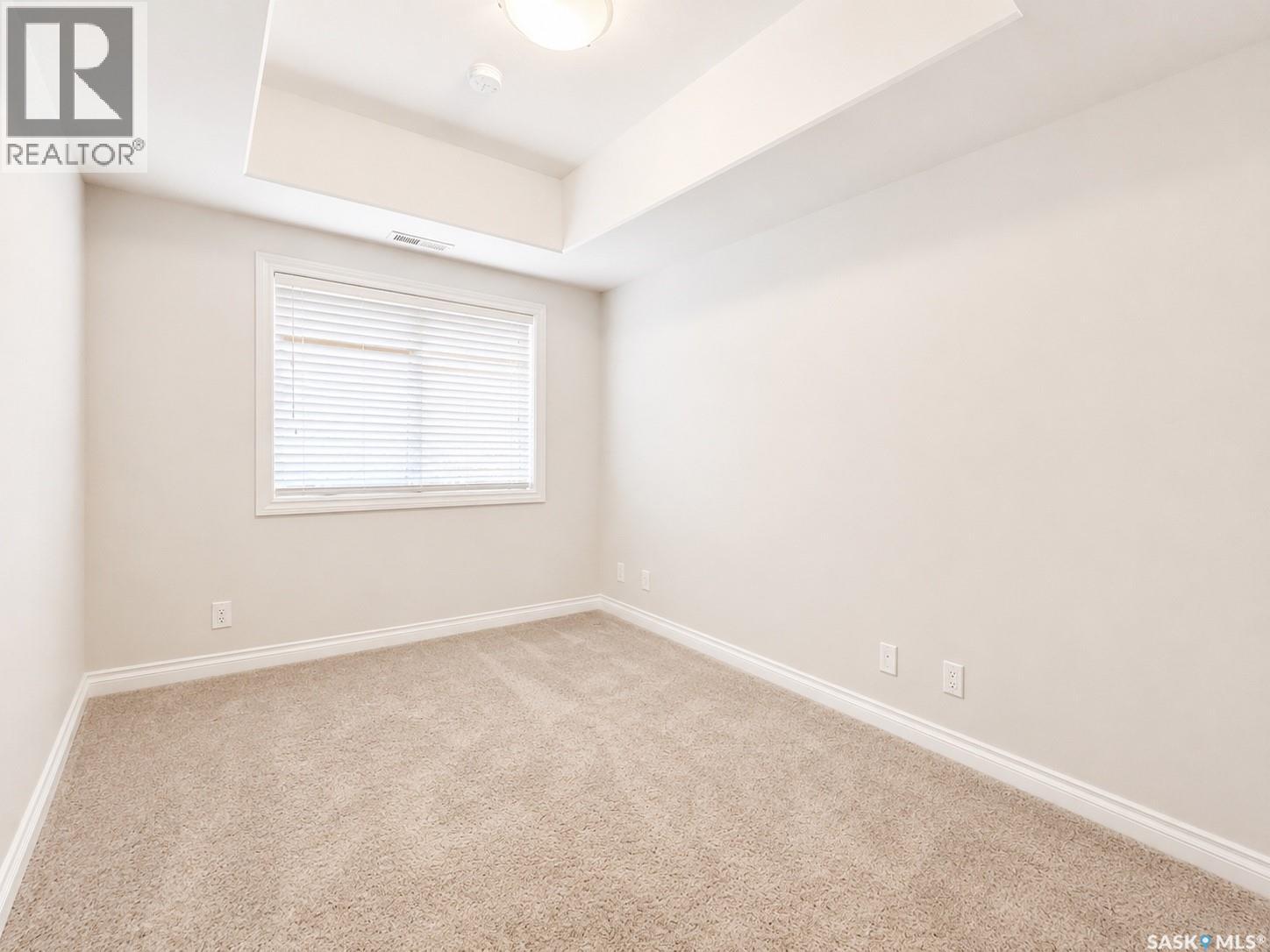 309 412 Willowgrove Square Property Photo 9