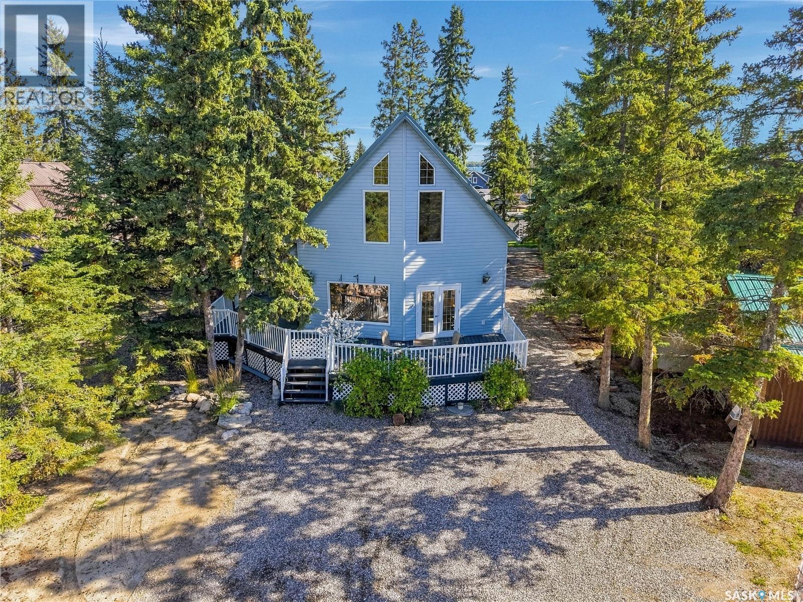 8 Lakeview Drive Property Photo 1