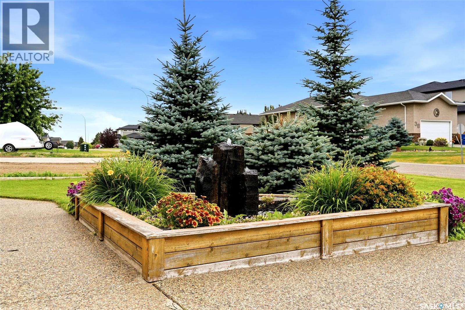 76 Emerald Ridge E Property Photo 7