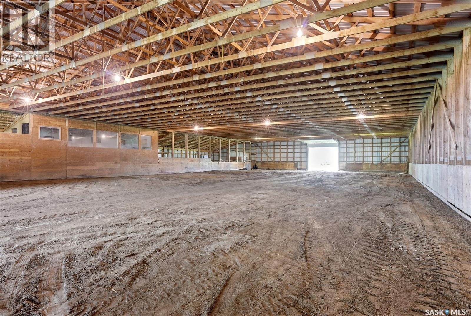 Bienfait Riding Arena/shop And Land Property Photo 7