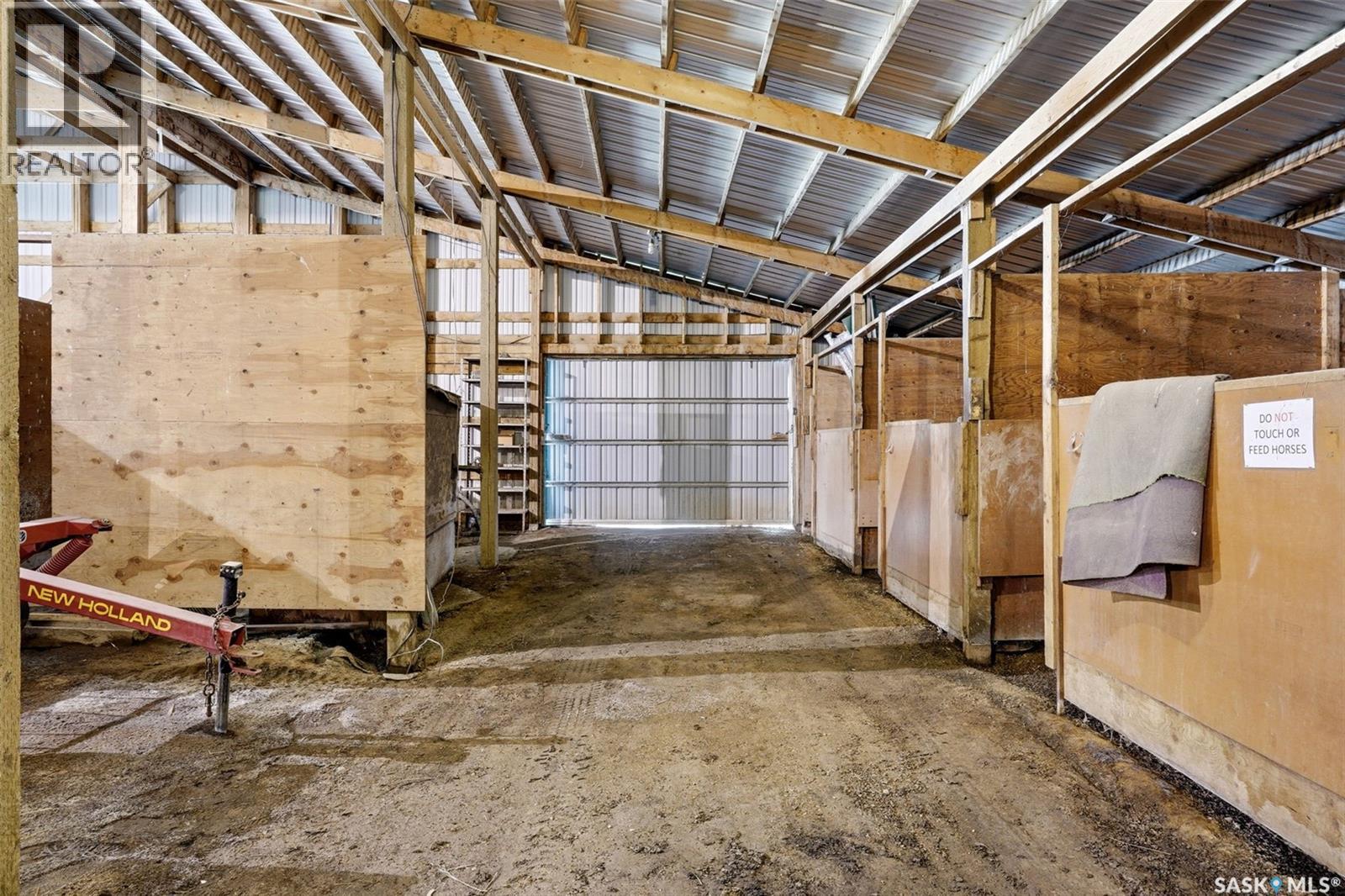 Bienfait Riding Arena/shop And Land Property Photo 14