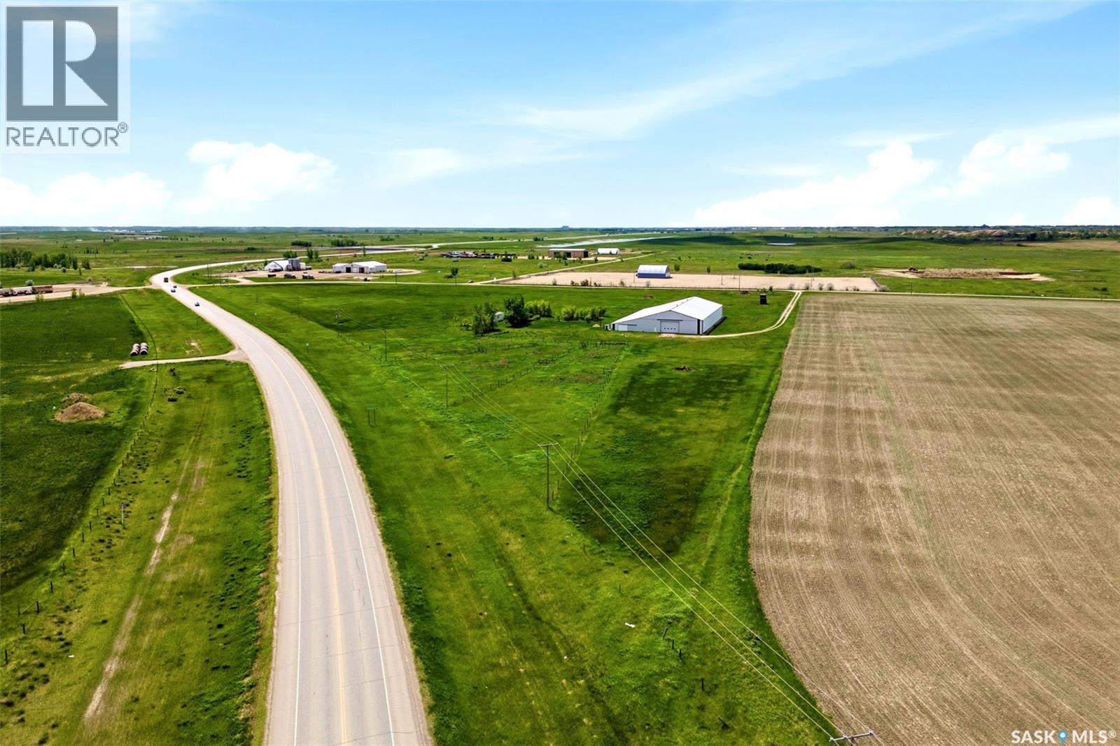 Bienfait Riding Arena/shop And Land Property Photo 22