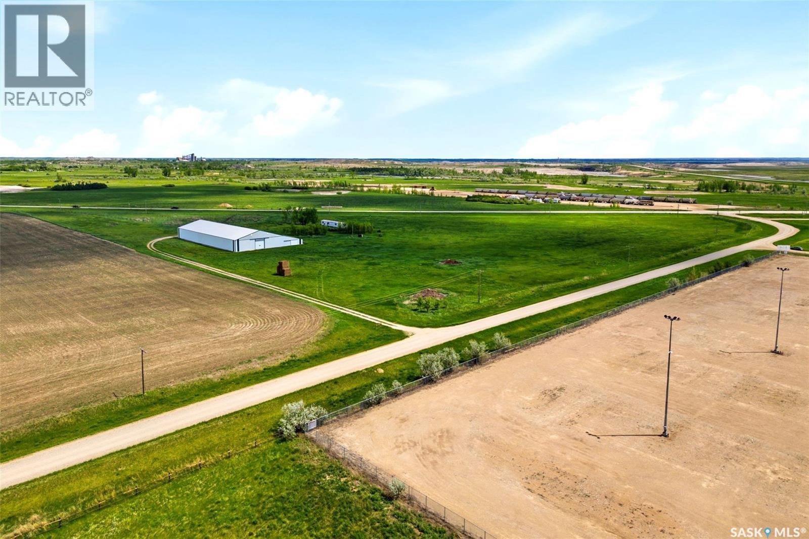 Bienfait Riding Arena/shop And Land Property Photo 23