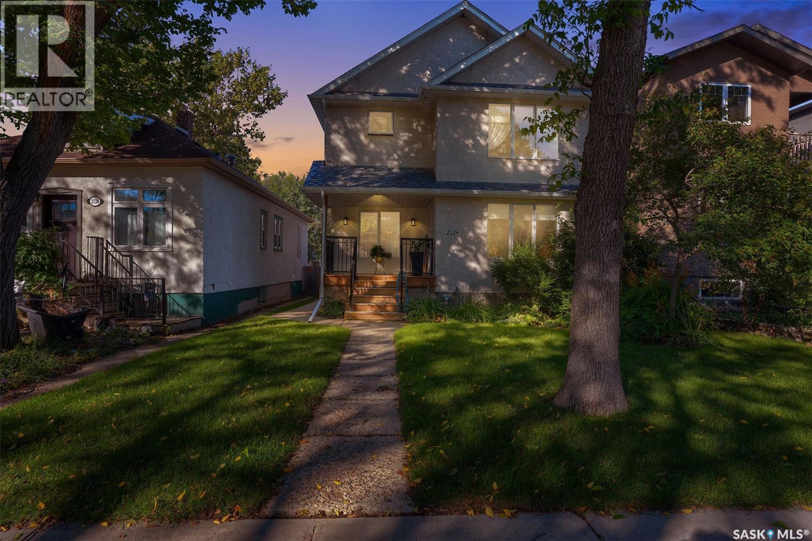 2124 Princess STREET