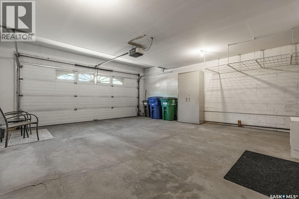 5 102 Willow Street Property Photo 28