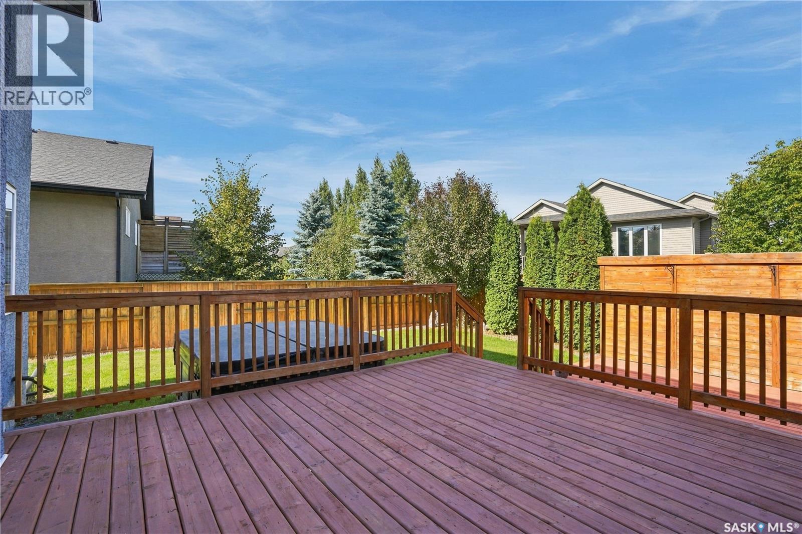 411 Hastings Crescent Property Photo 62