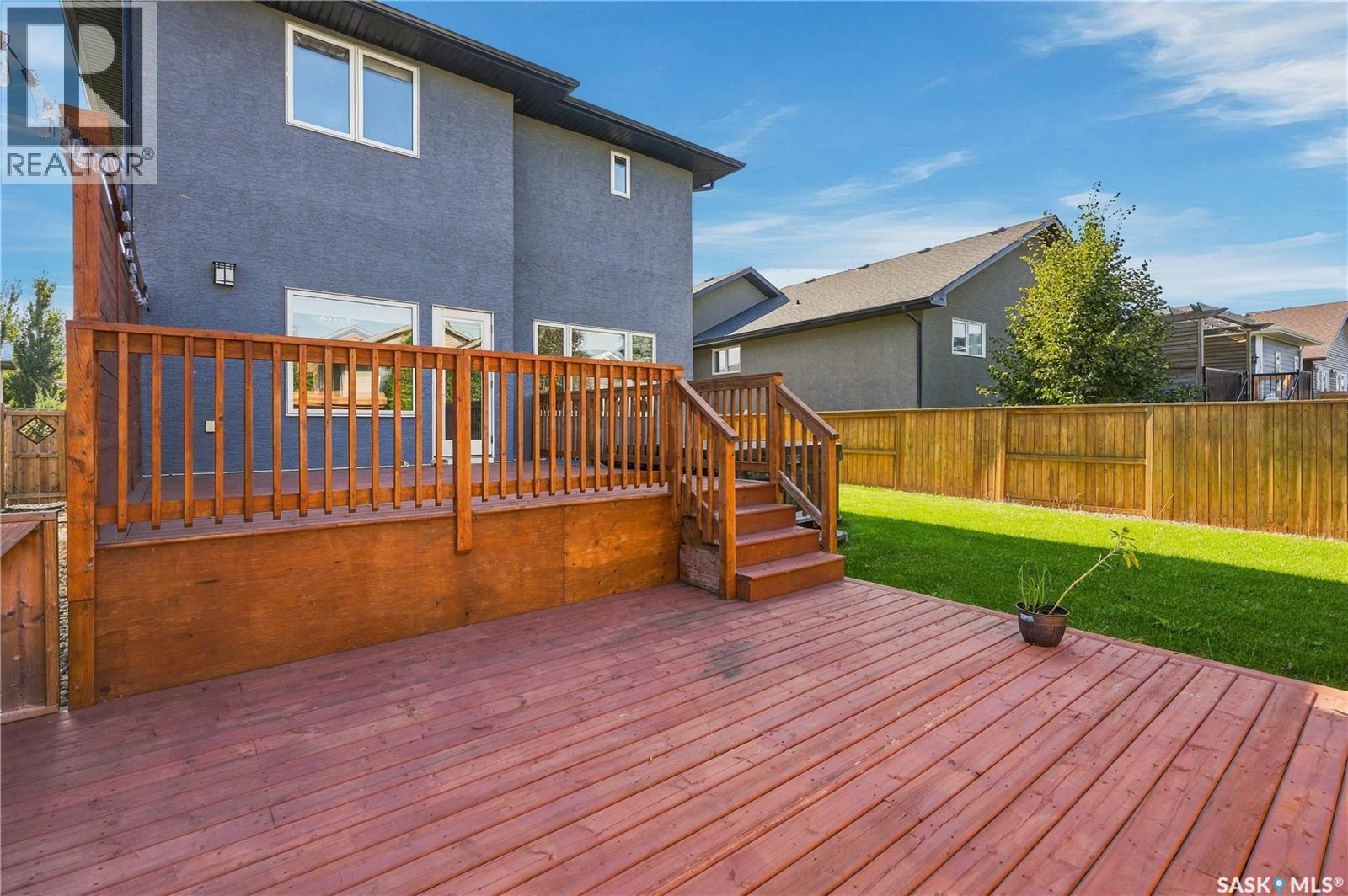 411 Hastings Crescent Property Photo 66