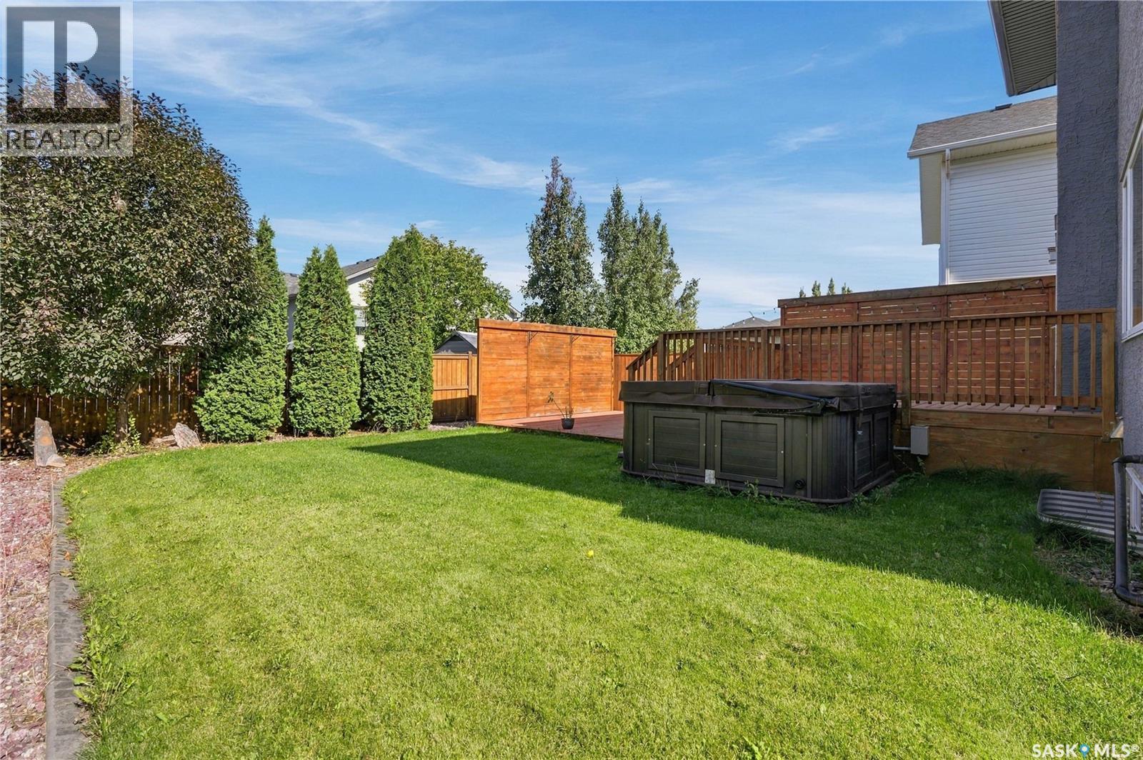 411 Hastings Crescent Property Photo 67