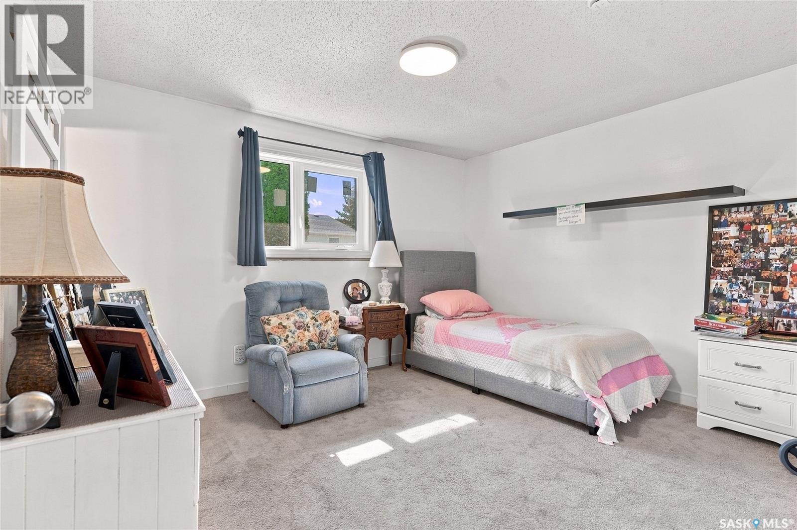 1006 Whitewood Crescent Property Photo 16