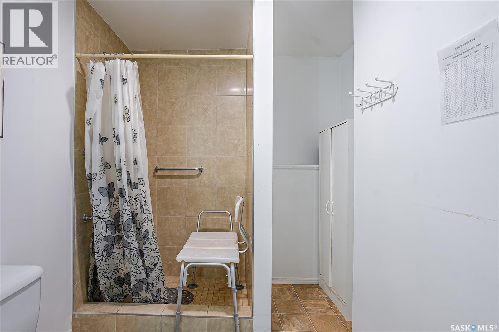 1006 Whitewood Crescent Property Photo 30