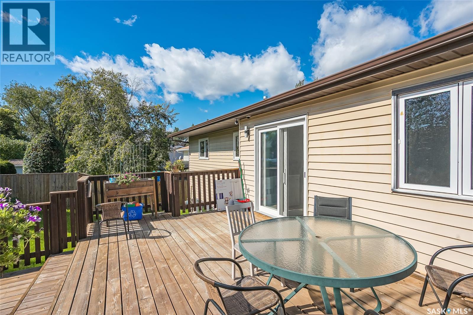 1006 Whitewood Crescent Property Photo 44