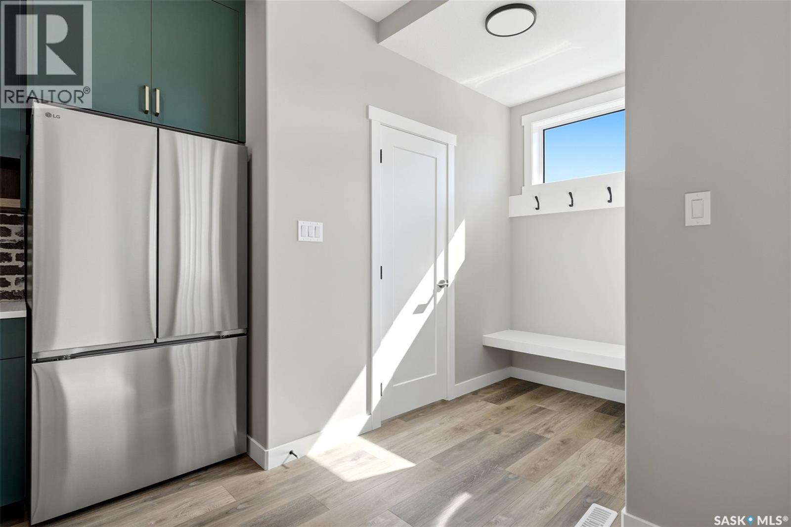 7685 Walsh Avenue Property Photo 12
