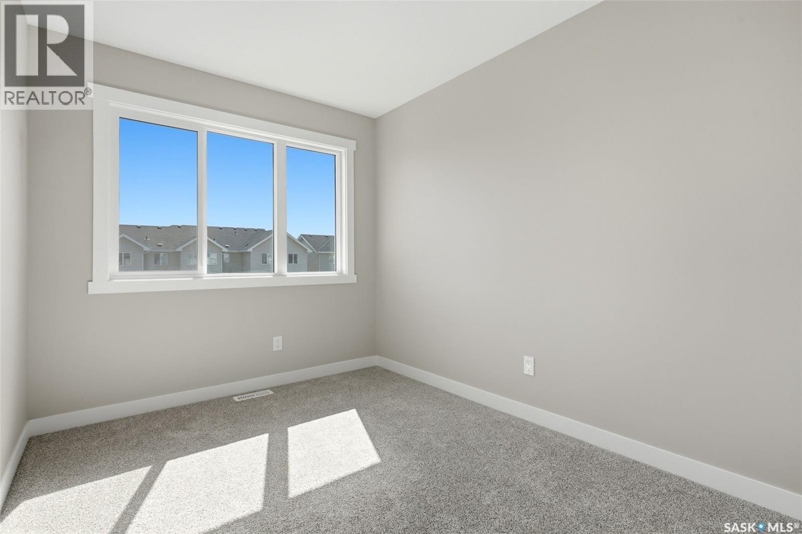 7685 Walsh Avenue Property Photo 27