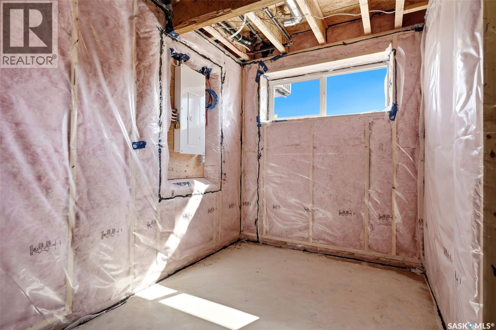 7685 Walsh Avenue Property Photo 32