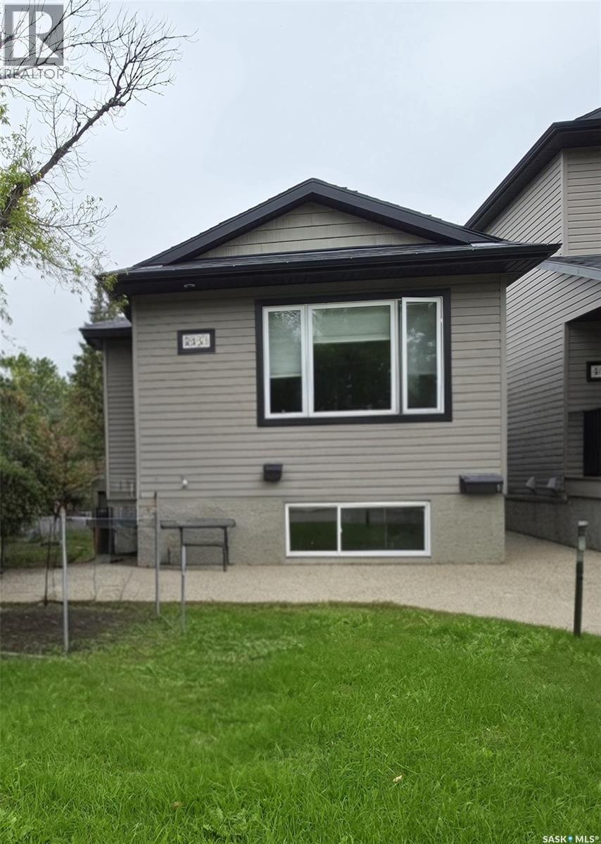 463 Halifax STREET Property Photo 1