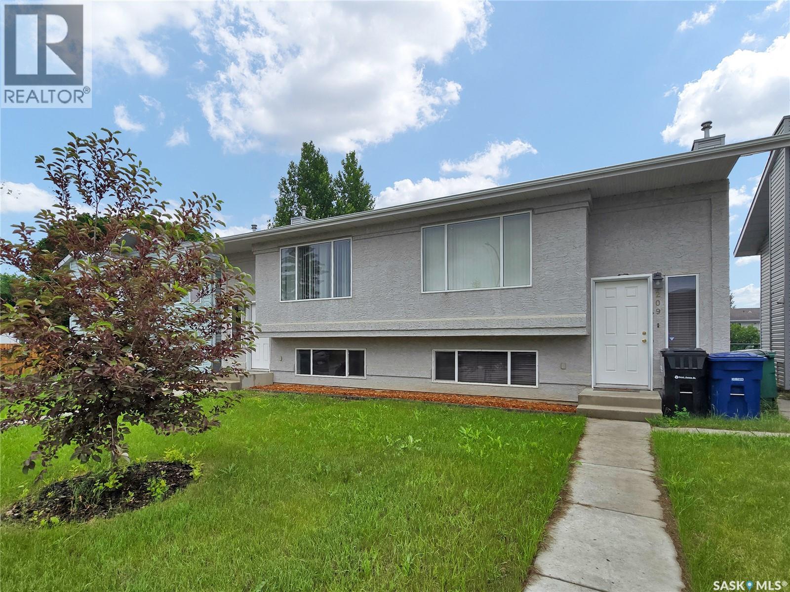 209 Hedley STREET