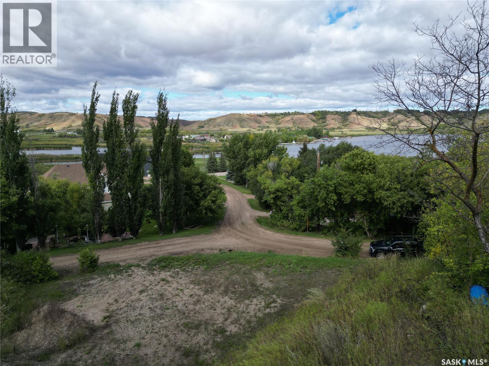 107 Lakeside PLACE