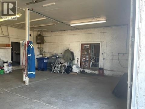 137 1st Street E Property Photo 8