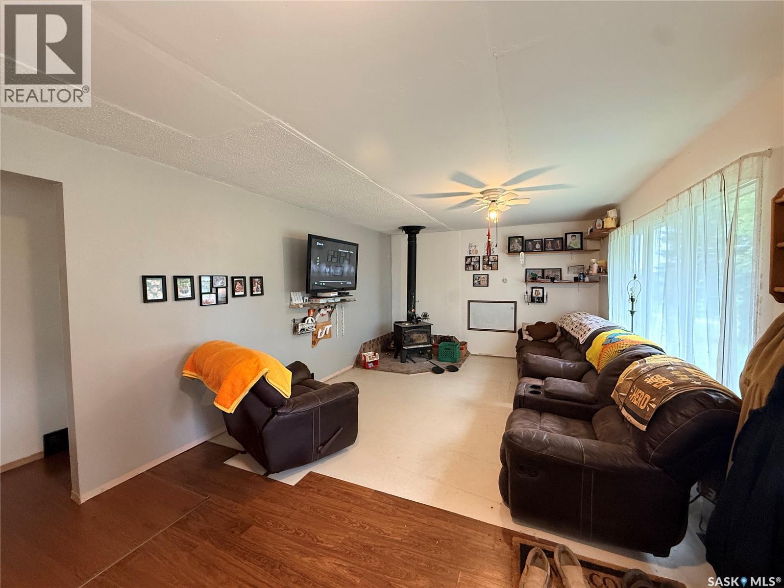 Balogh Acreage Property Photo 14