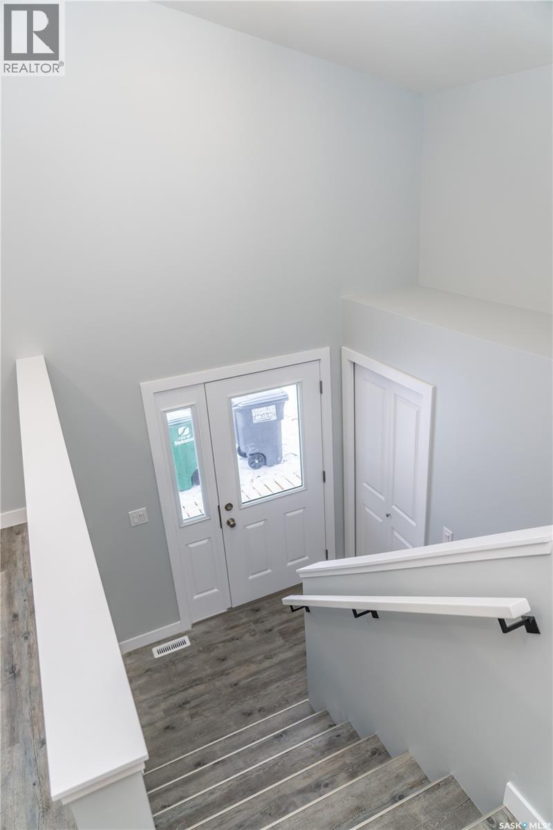 306 Stehwien Street Property Photo 4