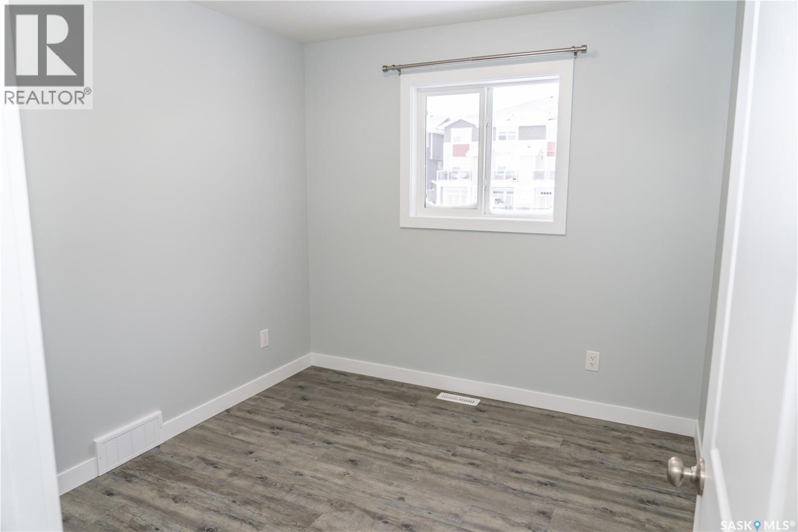 306 Stehwien Street Property Photo 21