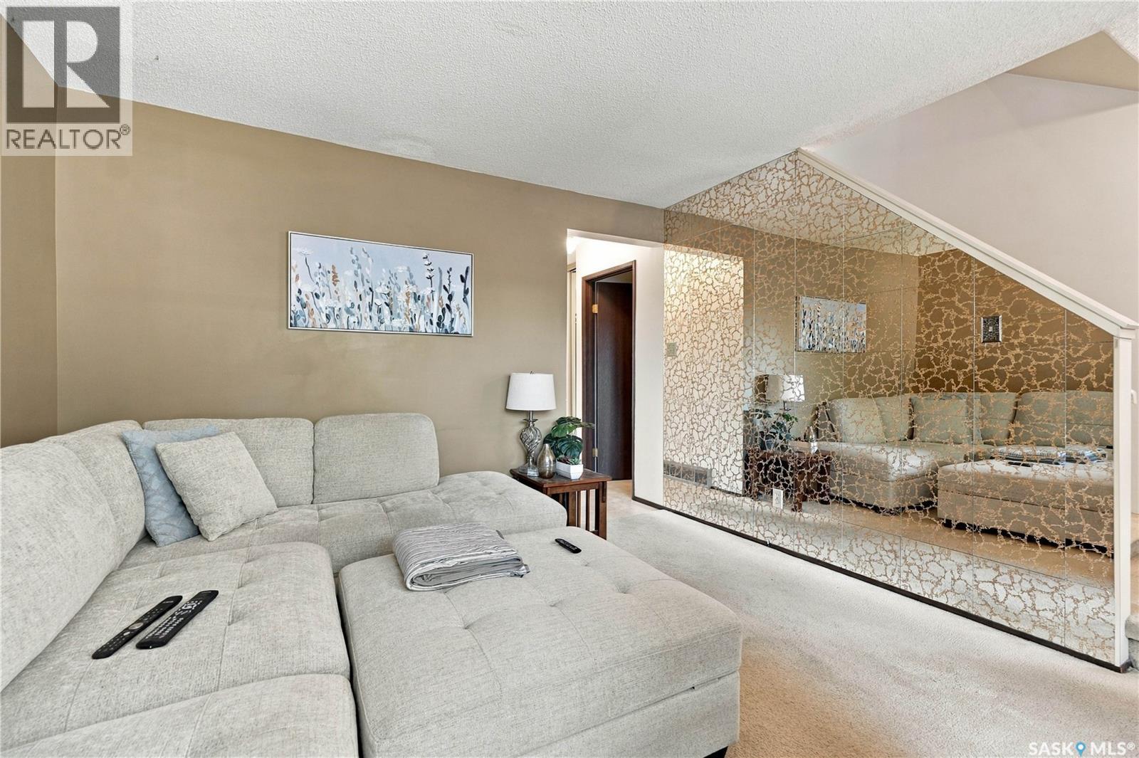 31 1128 Mckercher Drive Property Photo 7