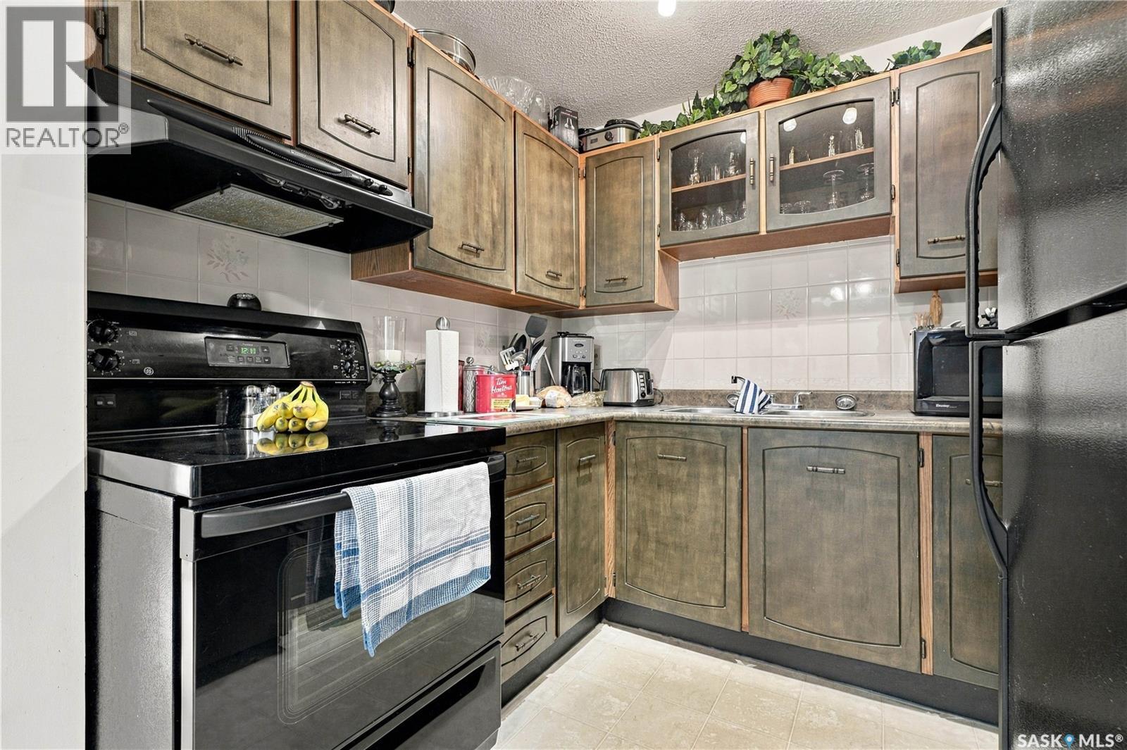 31 1128 Mckercher Drive Property Photo 10