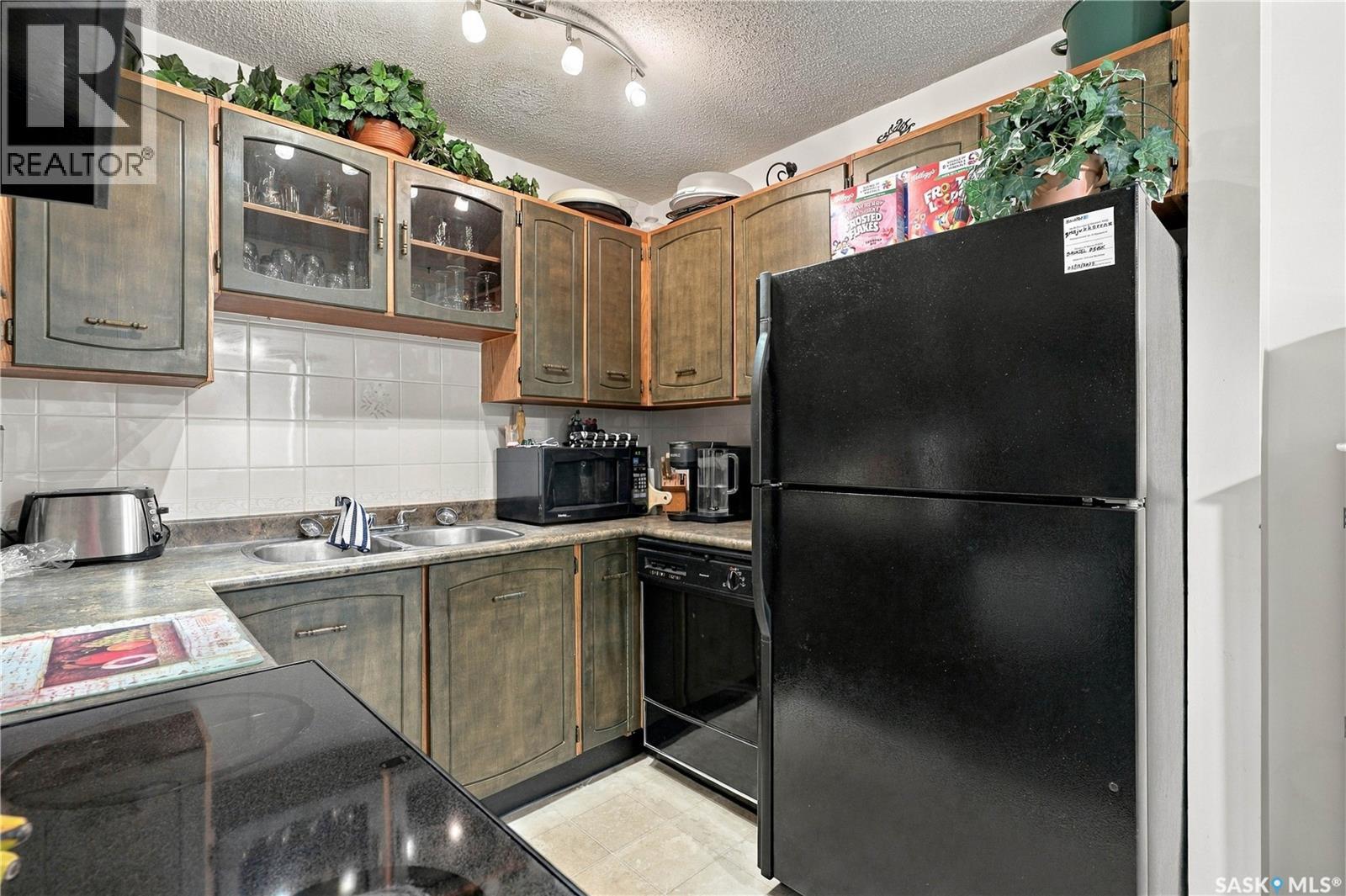 31 1128 Mckercher Drive Property Photo 11