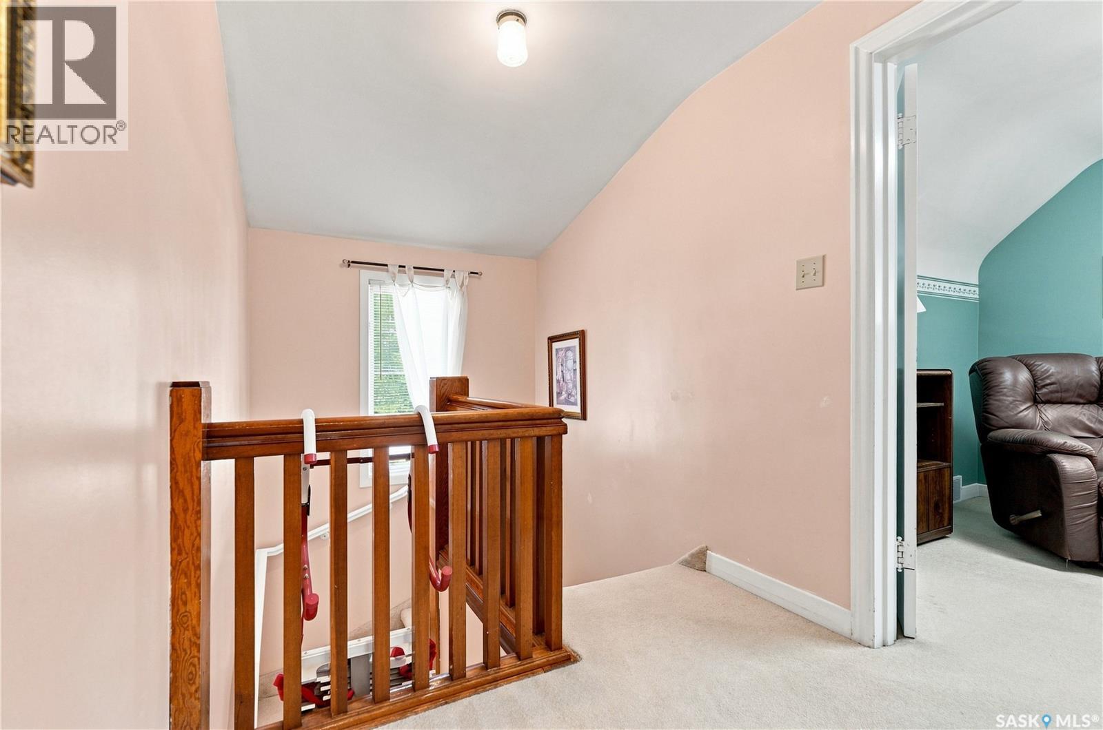 1519 Munroe Avenue S Property Photo 26