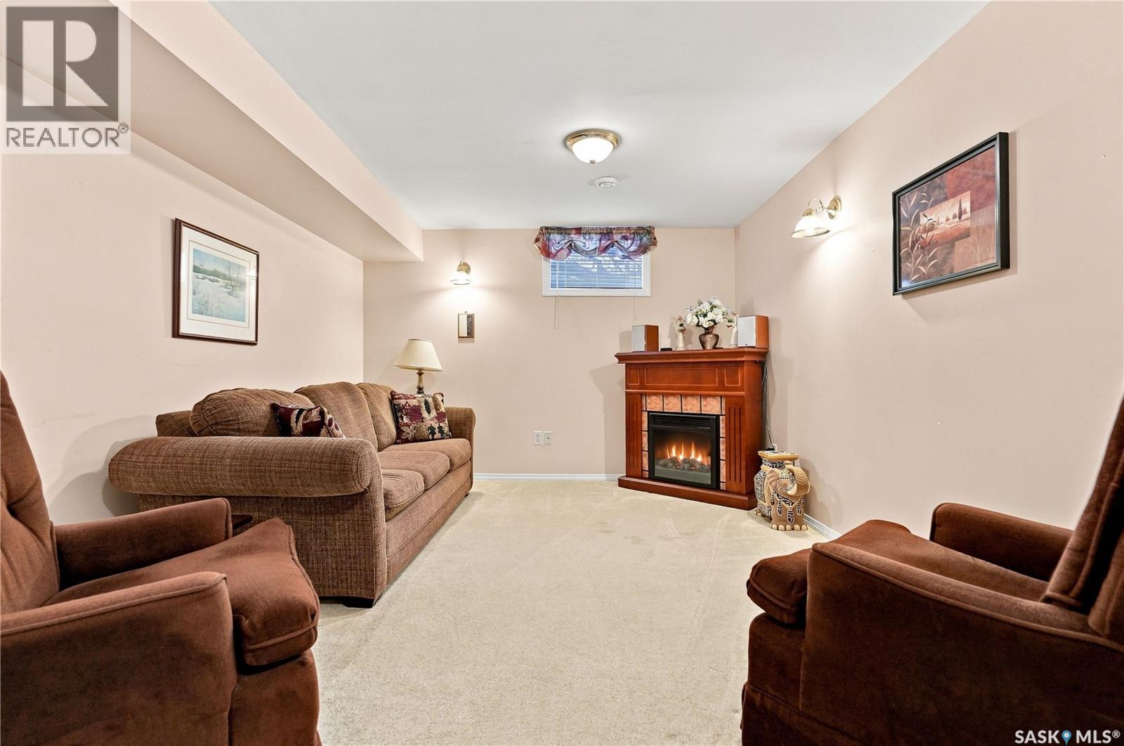 1519 Munroe Avenue S Property Photo 42