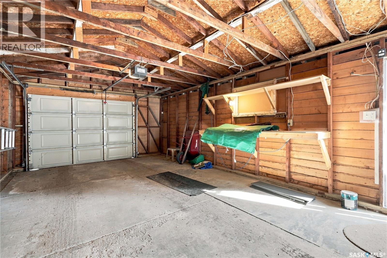 1519 Munroe Avenue S Property Photo 52