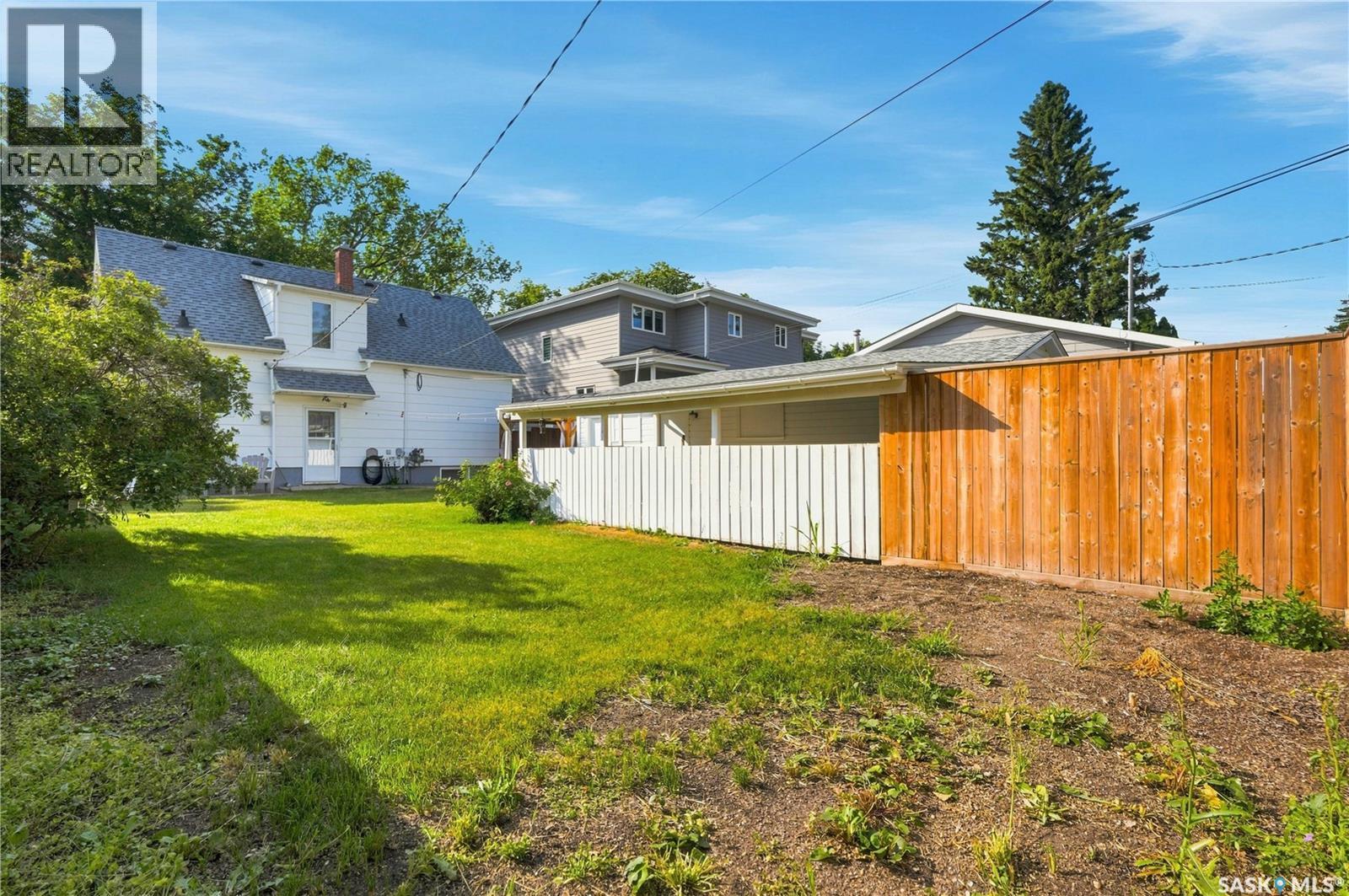 1519 Munroe Avenue S Property Photo 58