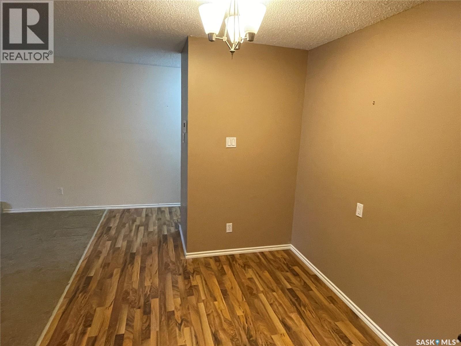 204a1 1121 Mckercher Drive Property Photo 6