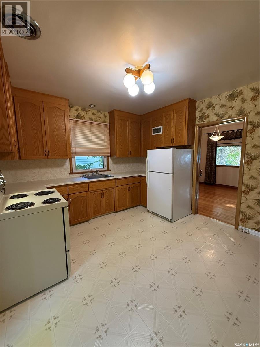 1204 Ewart Avenue Property Photo 12