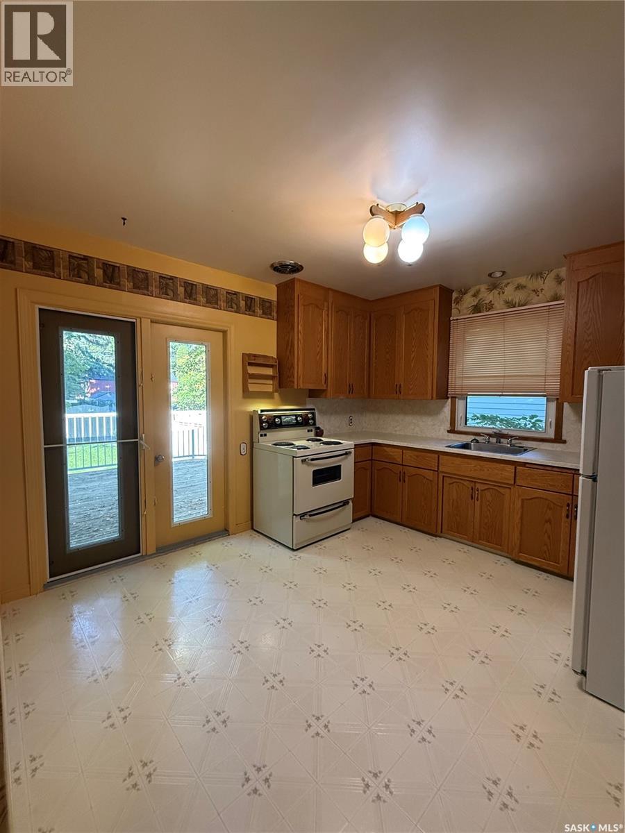 1204 Ewart Avenue Property Photo 13