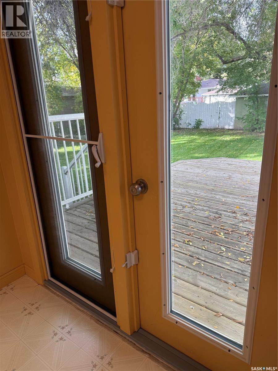 1204 Ewart Avenue Property Photo 14