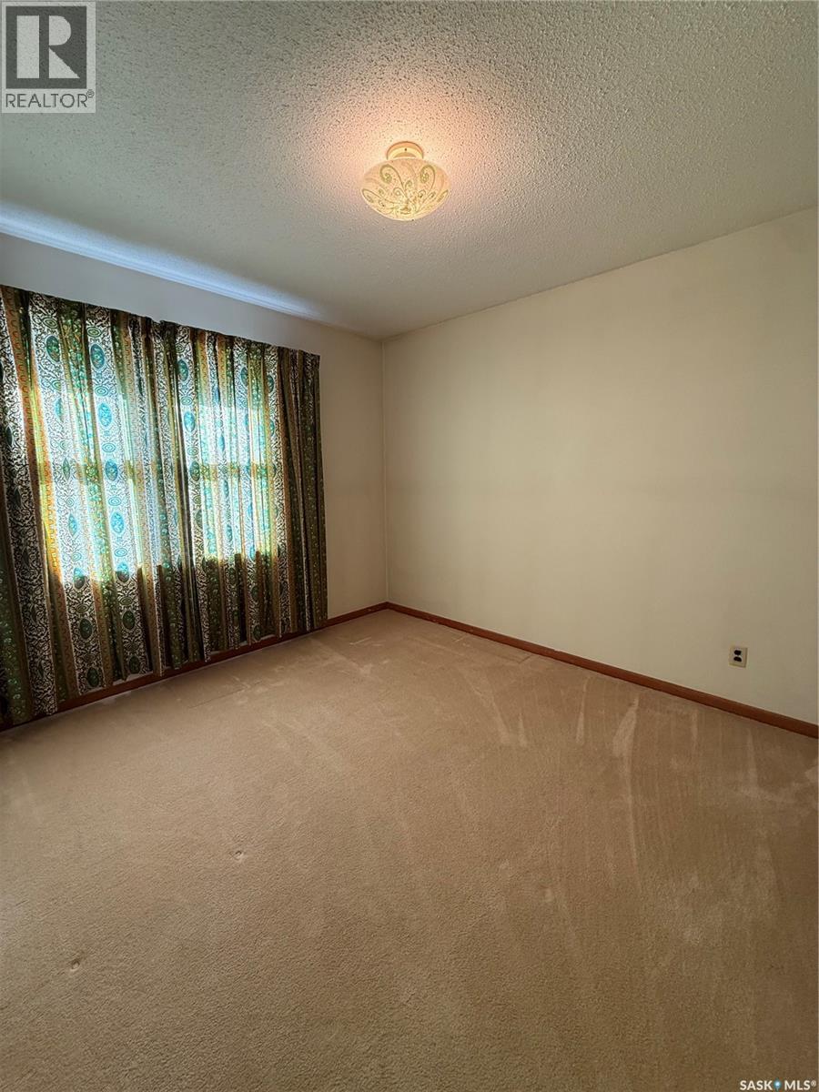 1204 Ewart Avenue Property Photo 19