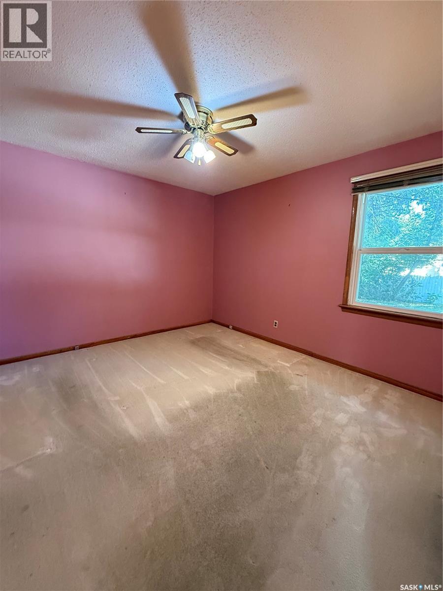 1204 Ewart Avenue Property Photo 22