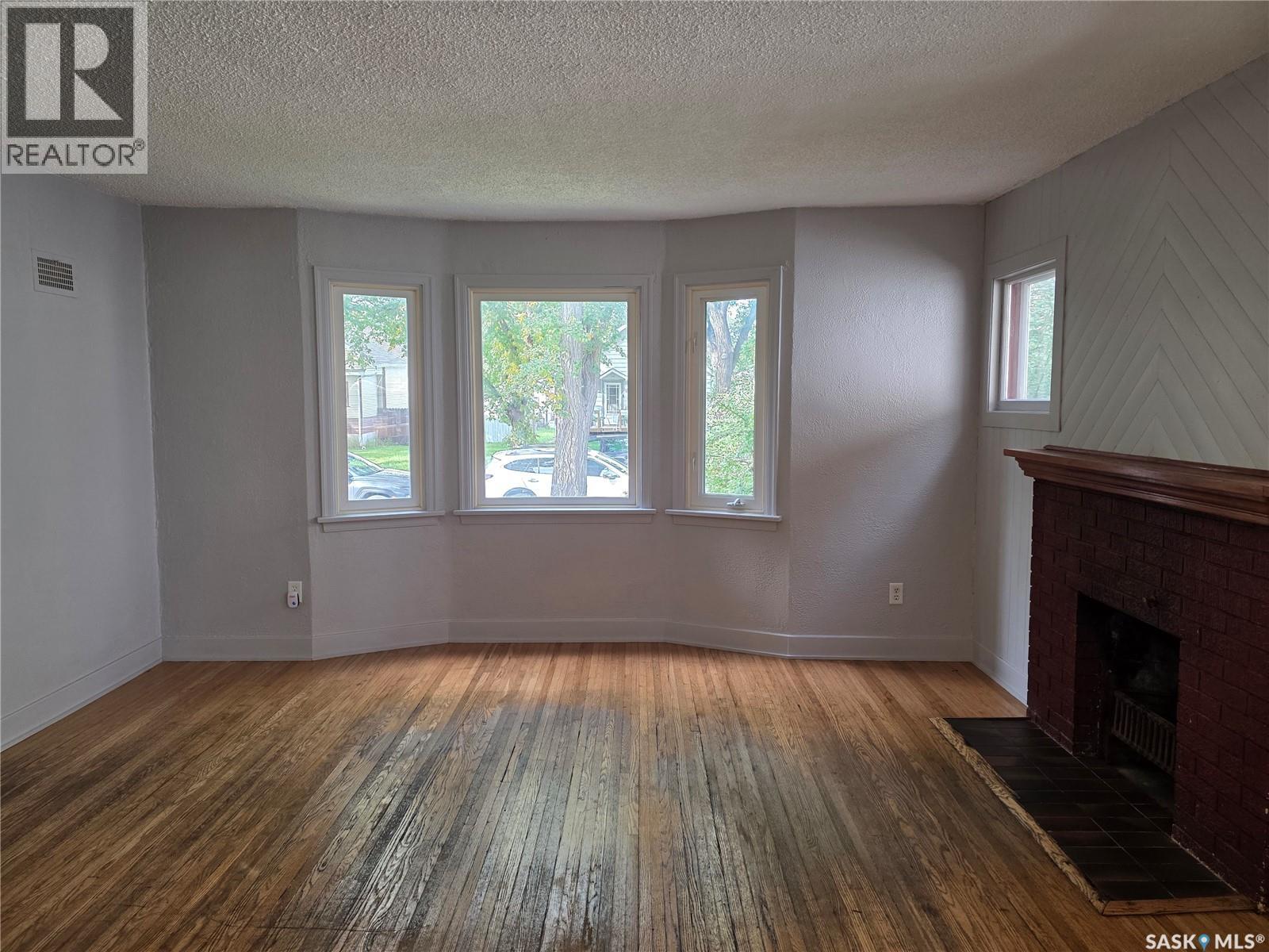 1365 Princess Street Property Photo 4