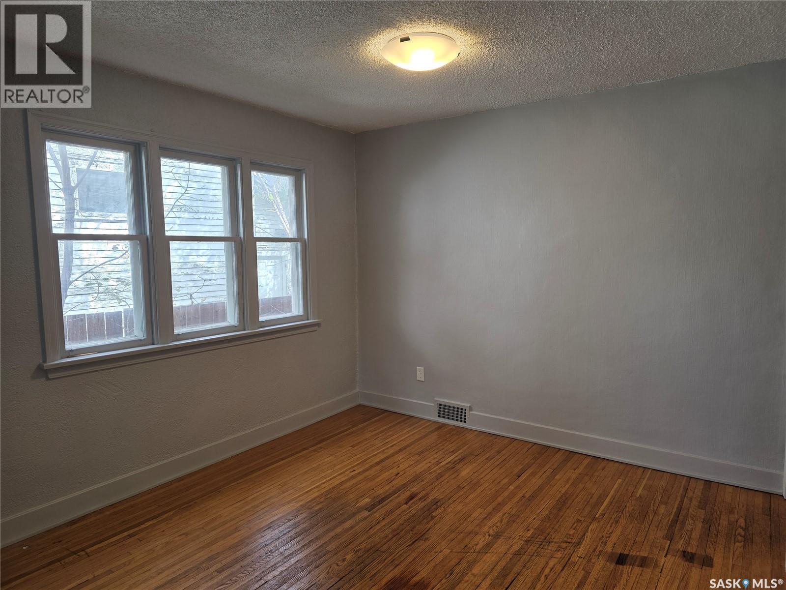 1365 Princess Street Property Photo 7