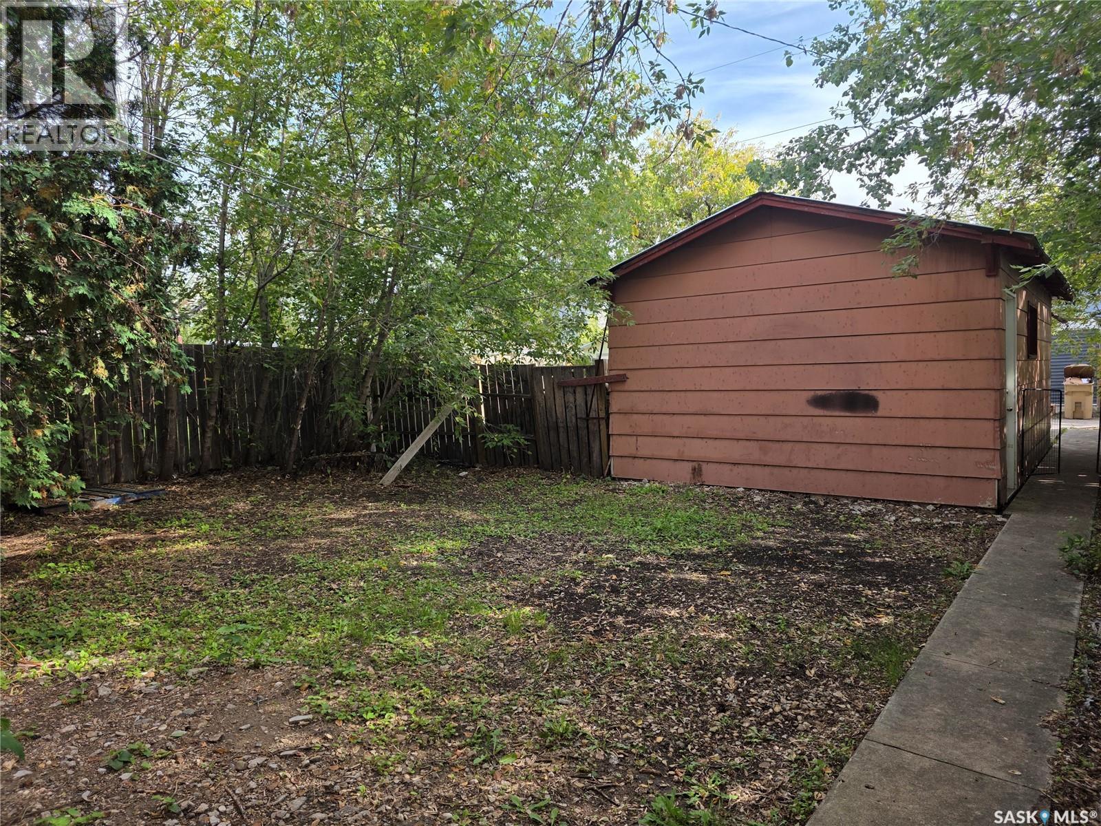 1365 Princess Street Property Photo 26