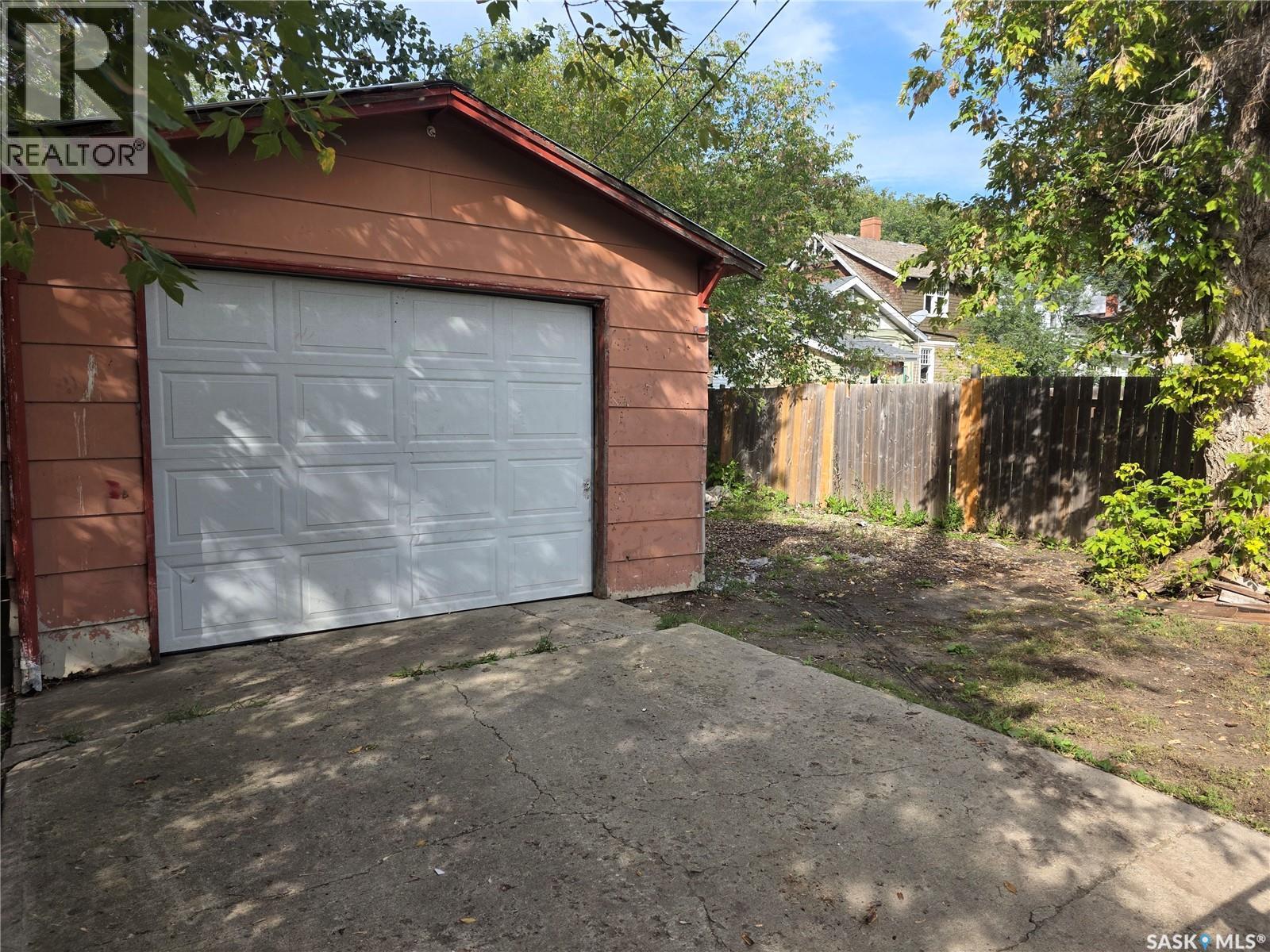 1365 Princess Street Property Photo 30