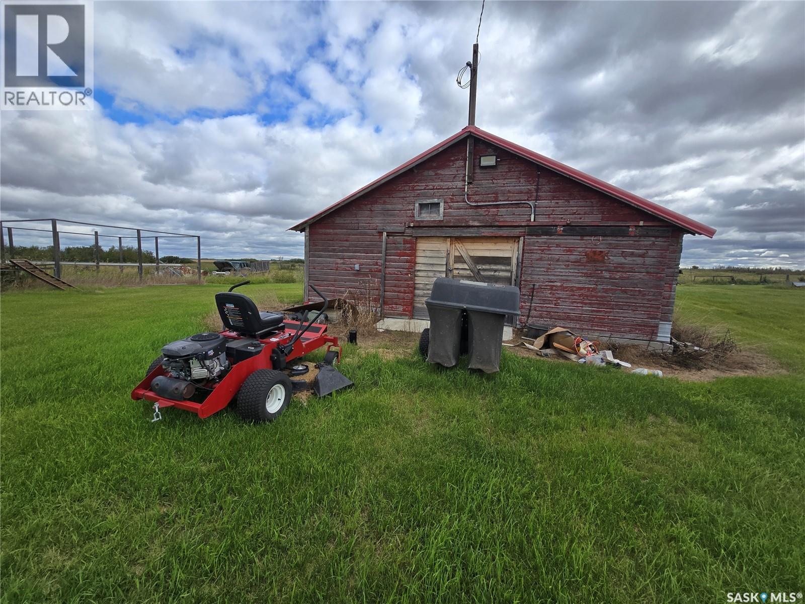 Johnson Acreage Rm Of Elcapo 10.02 Acres Property Photo 17