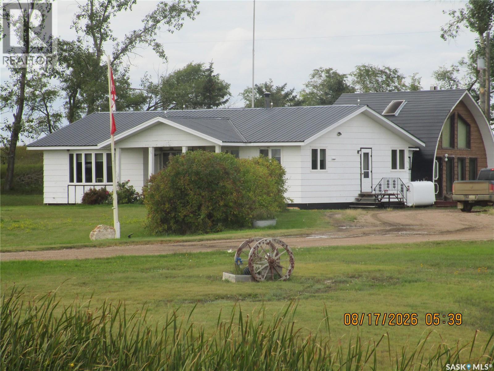 Mills Acreage - Property Photo 1