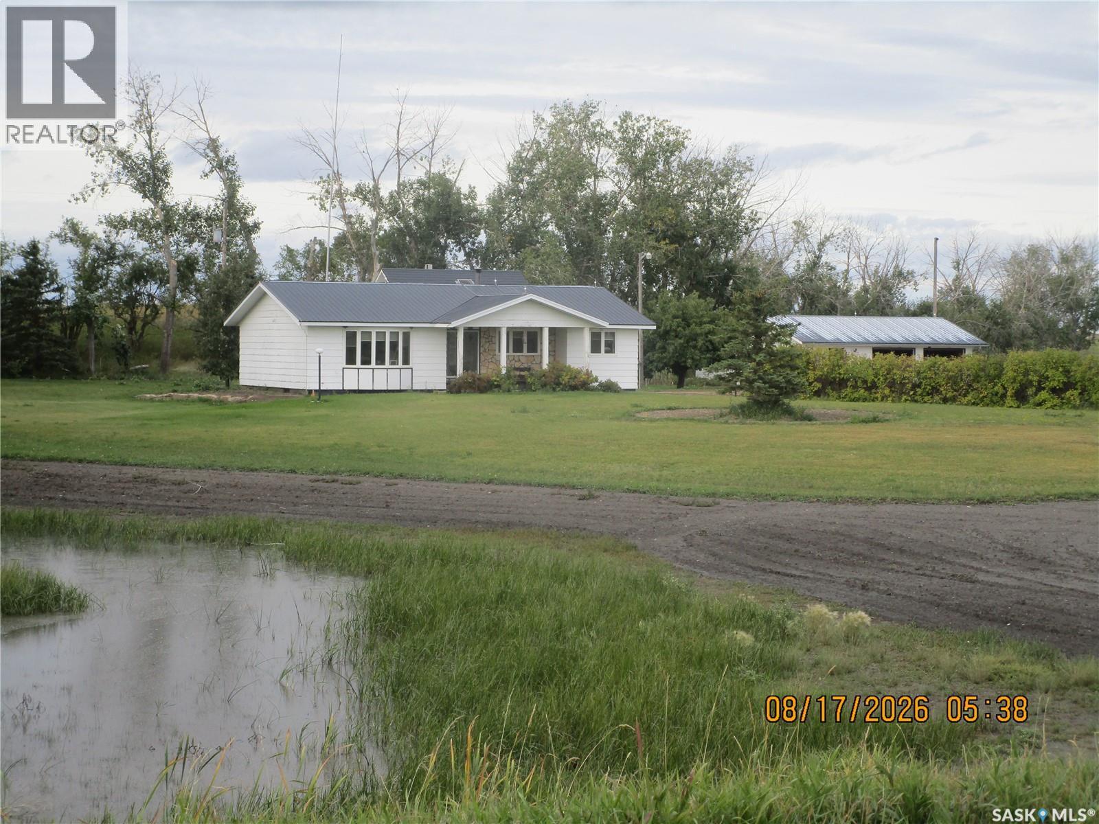 Mills Acreage - Property Photo 2