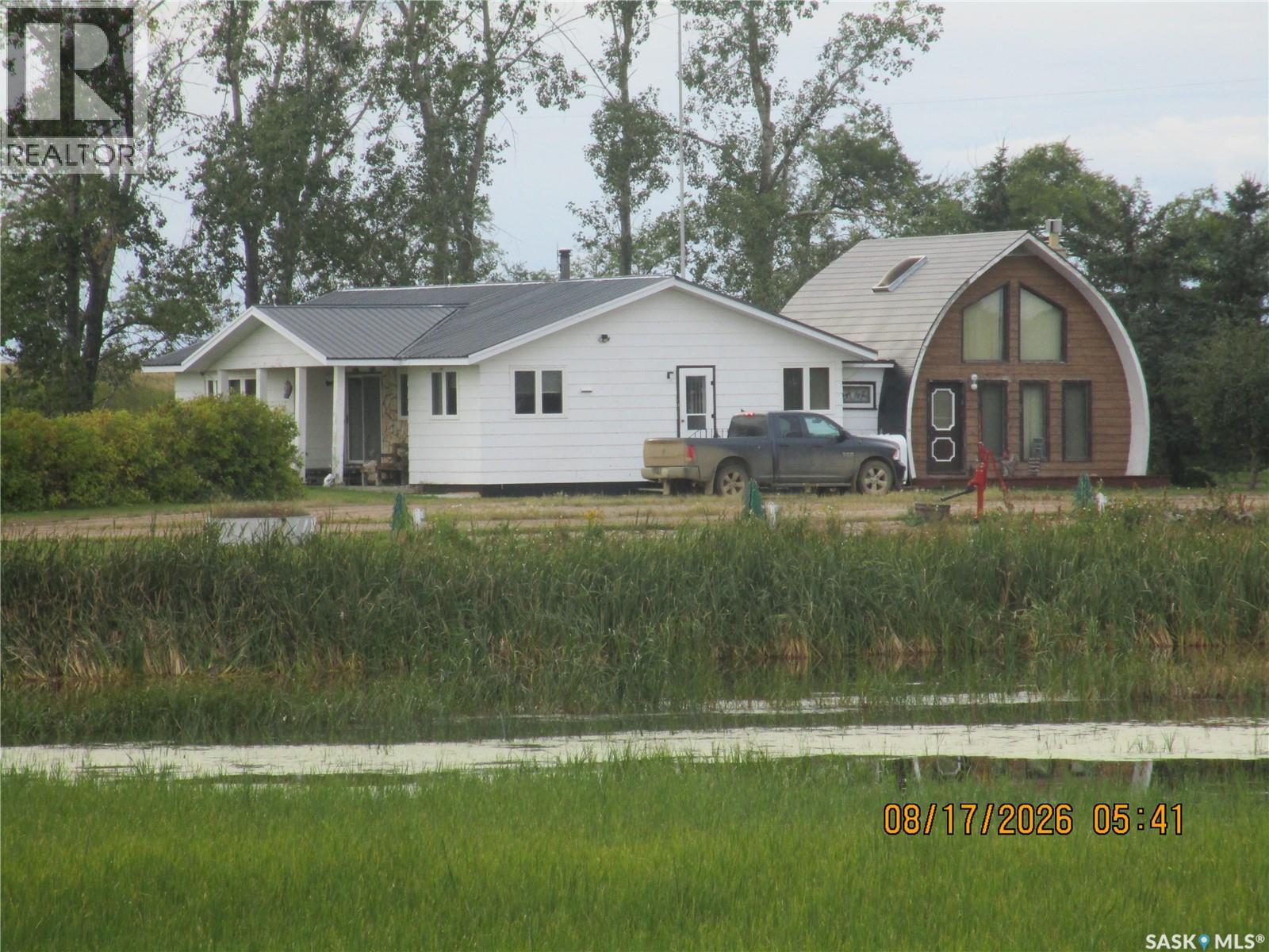 Mills Acreage - Property Photo 16