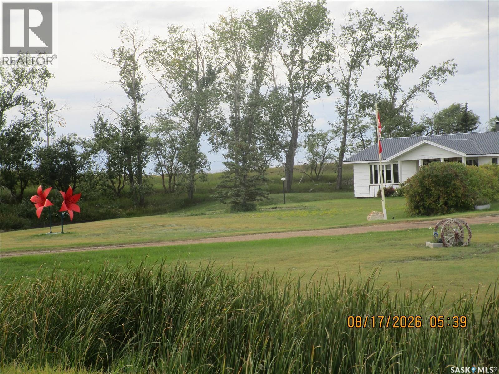 Mills Acreage - Property Photo 17