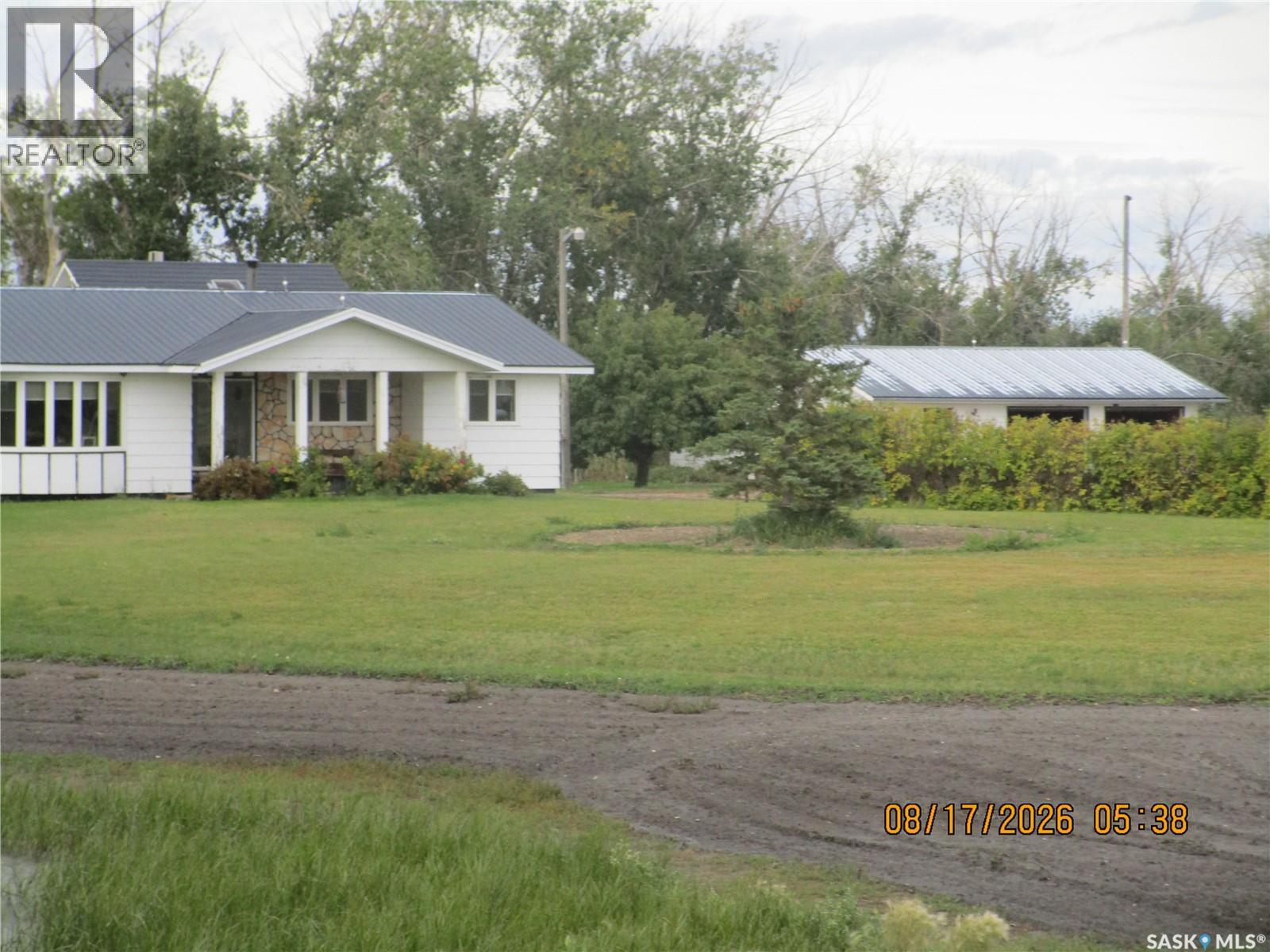 Mills Acreage - Property Photo 21