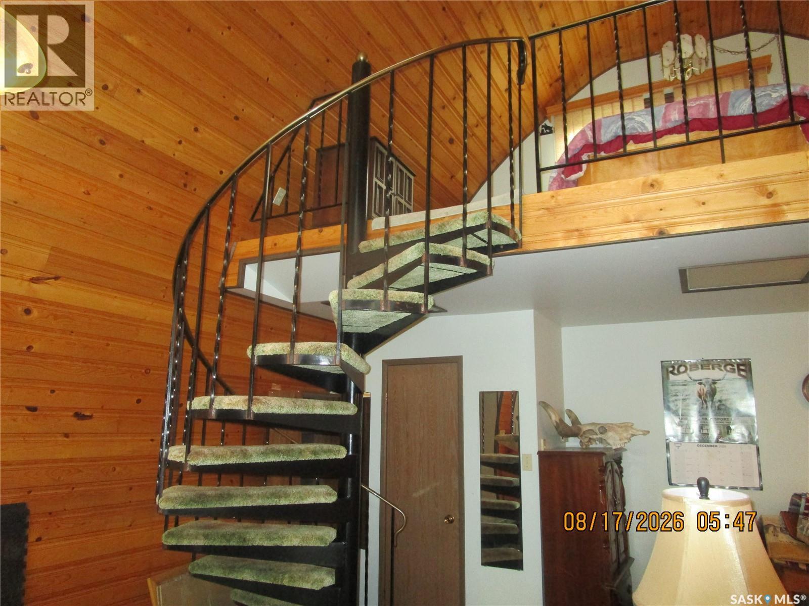 Mills Acreage - Property Photo 33