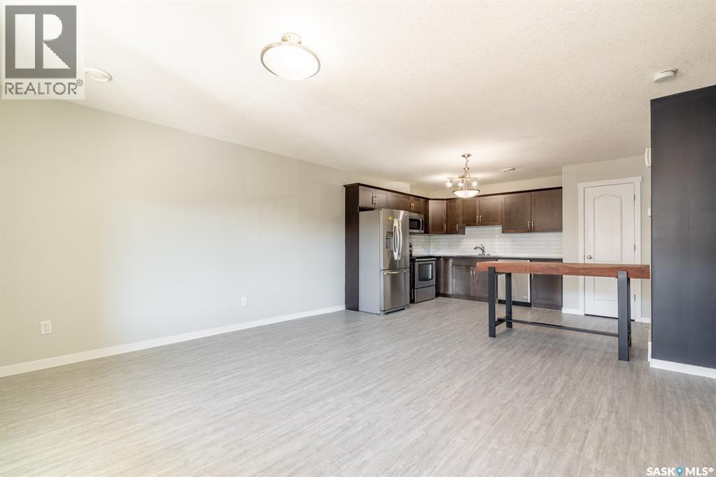 113 1210 Empress Street Property Photo 5